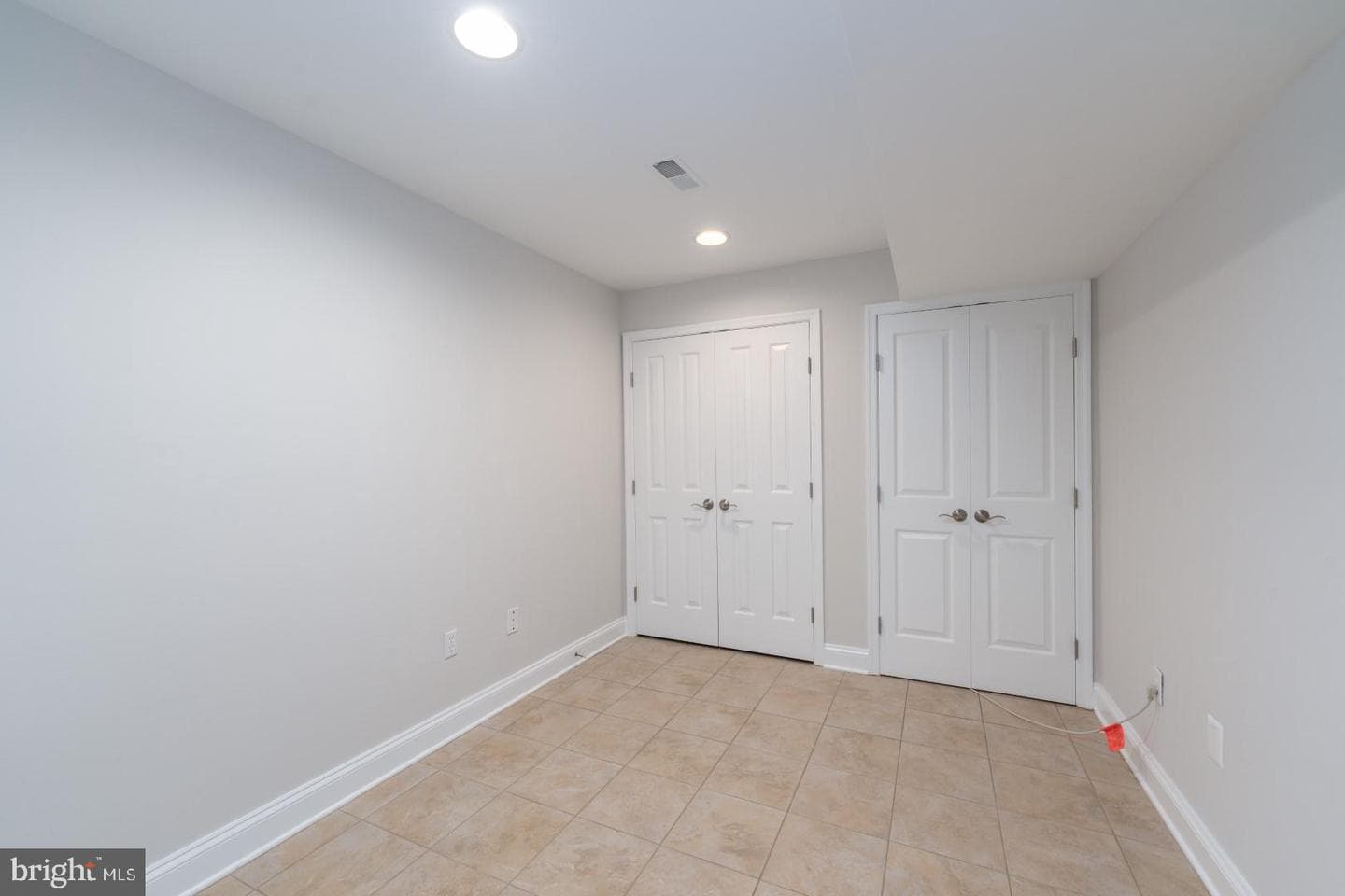 1000 S East Avenue photo 18