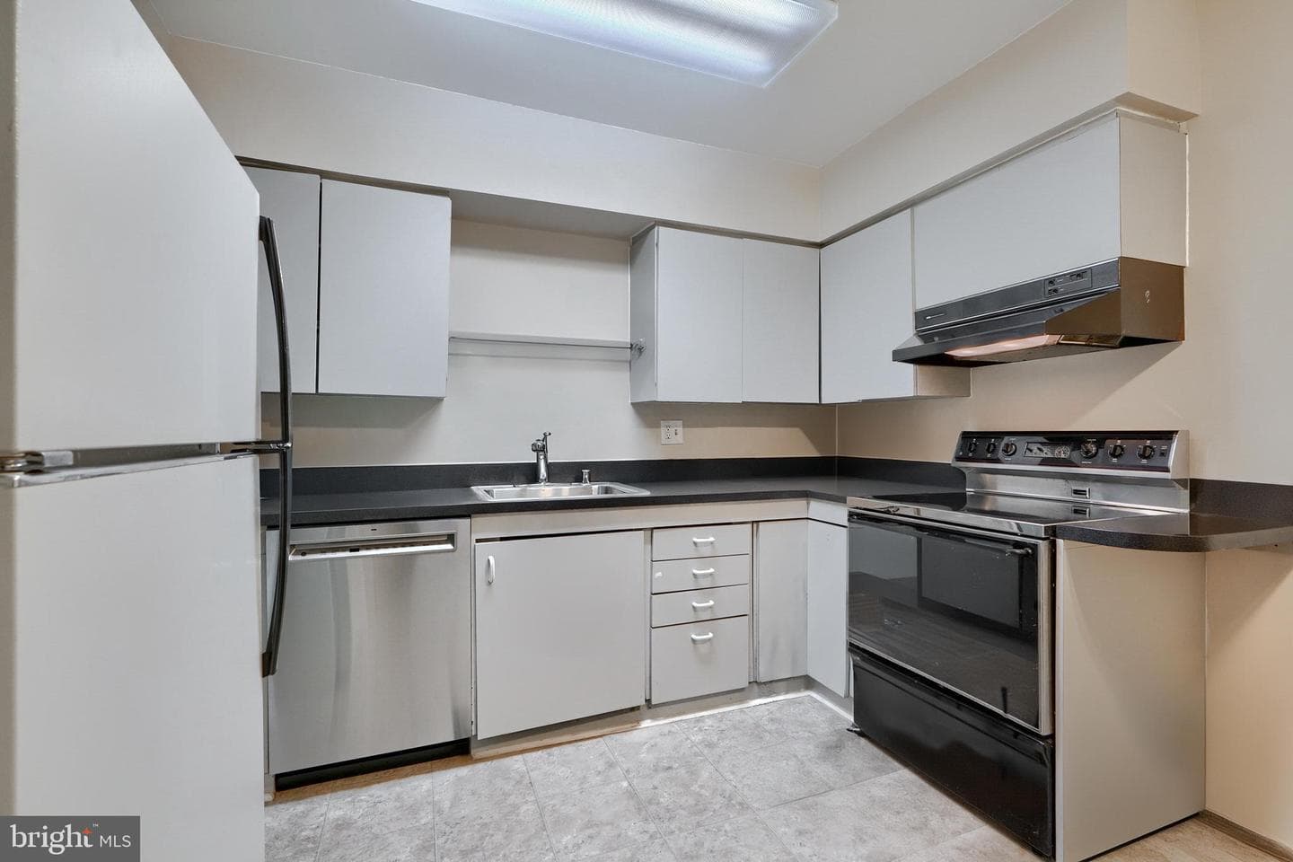 6711 Park Heights Avenue #115 photo 8