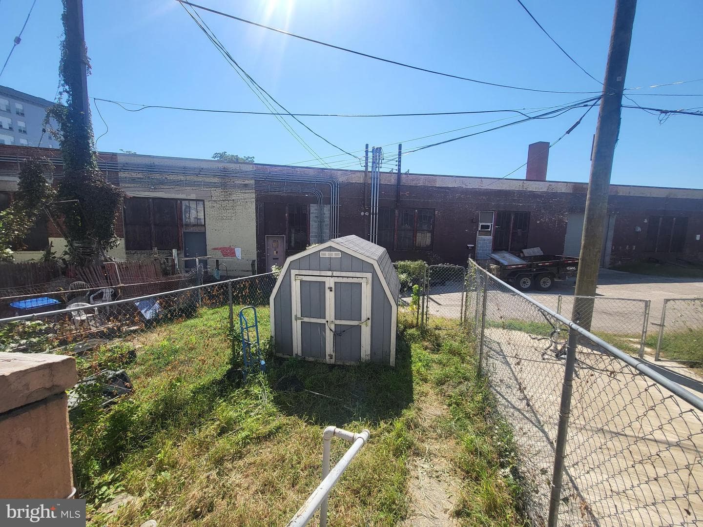 425 E Preston Street photo 37