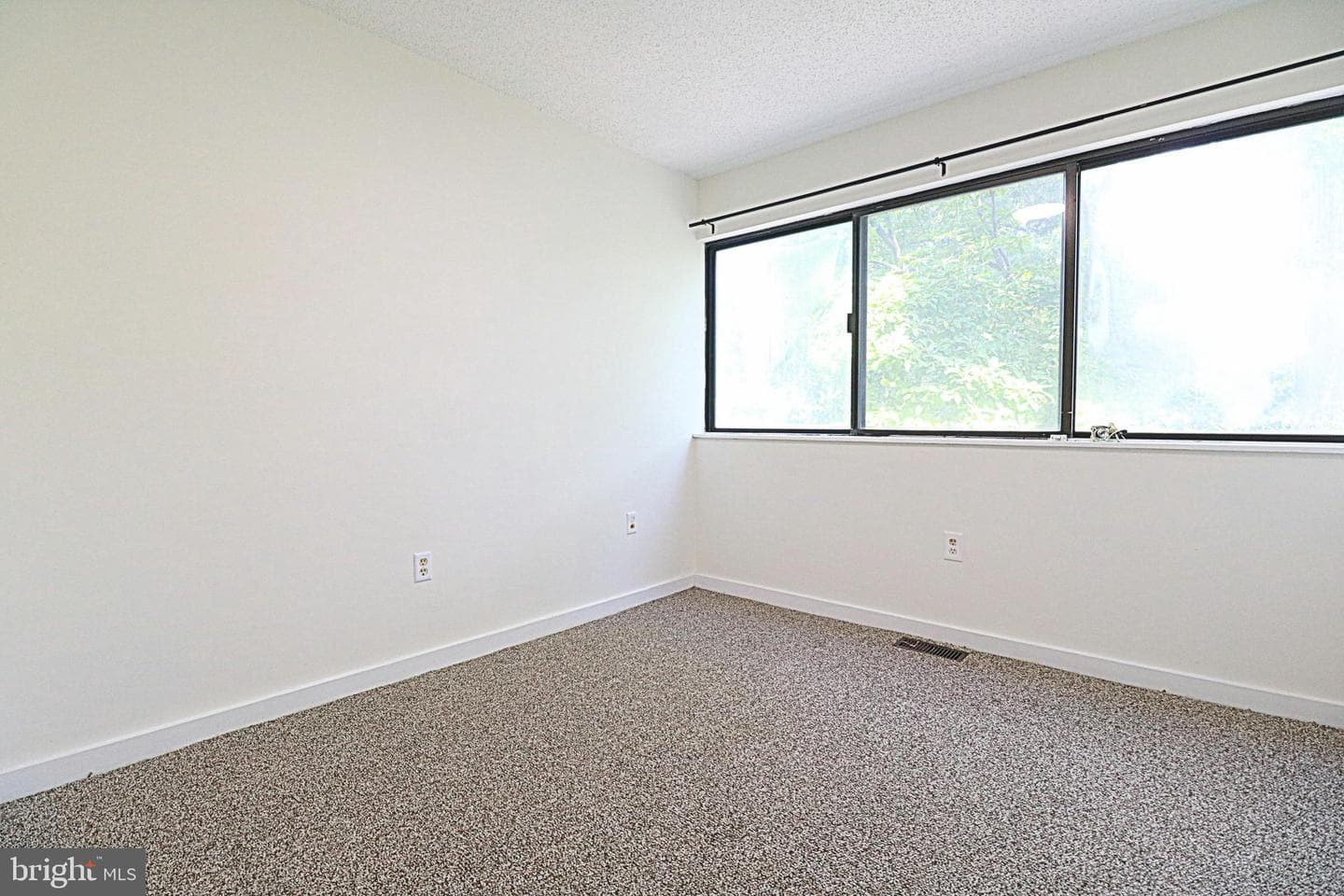 2374 Nutmeg Terrace photo 14
