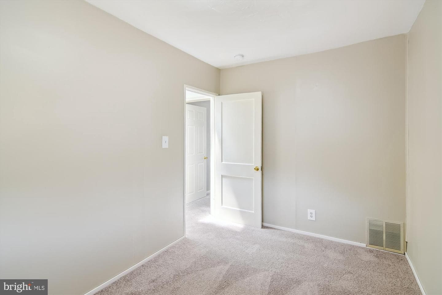3809 10th Street photo 12