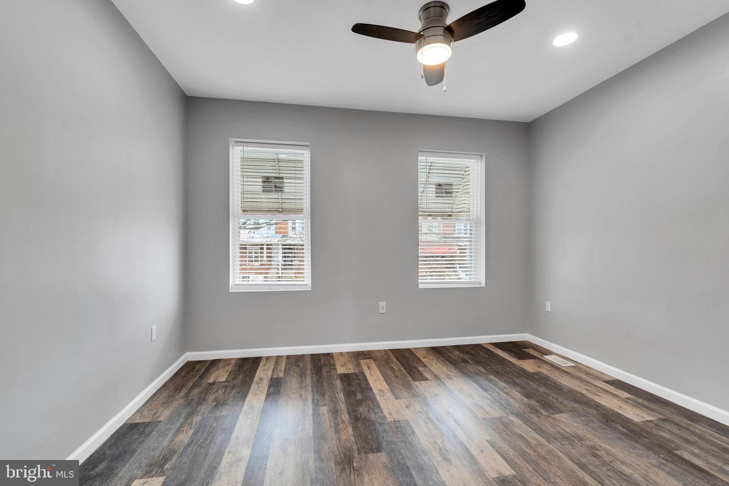 815 N Bentalou Street photo 23