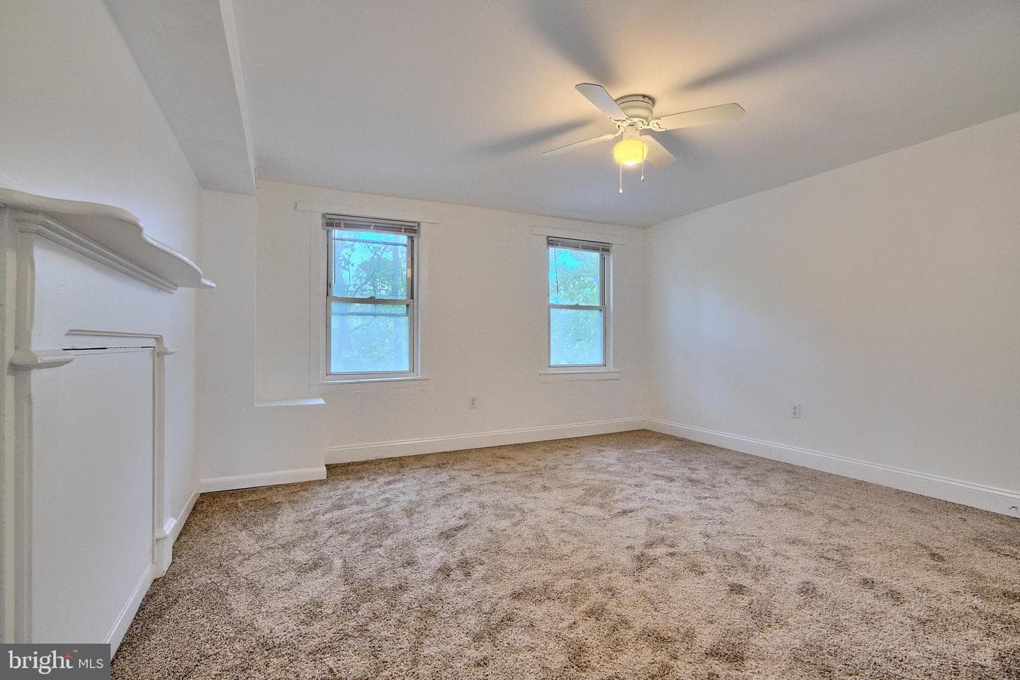 2212 Fleet Street photo 17