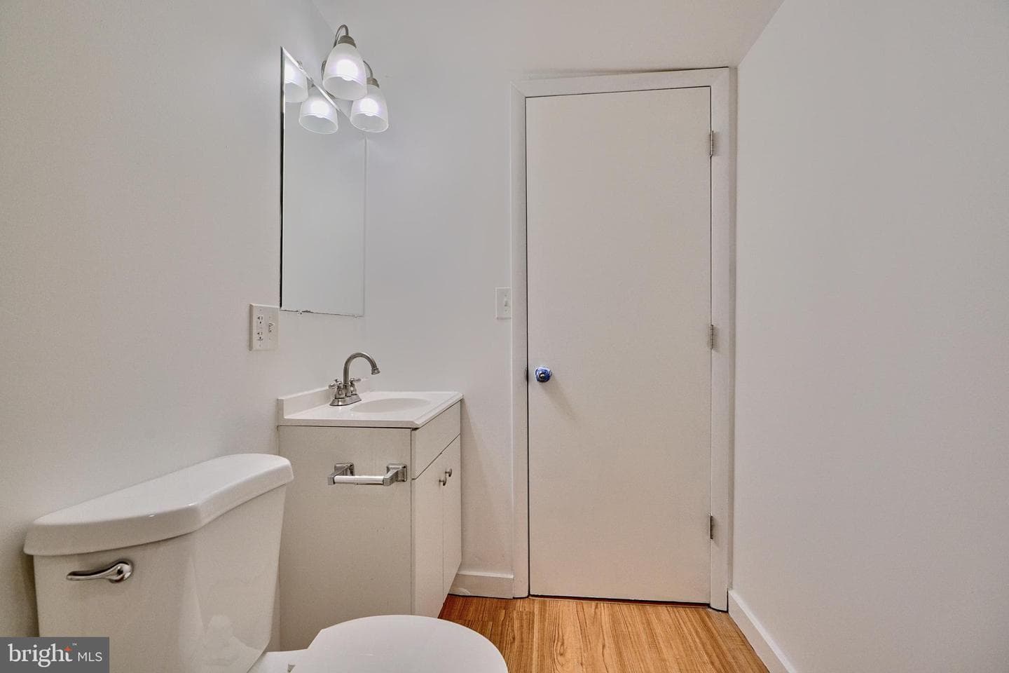 2212 Fleet Street photo 30