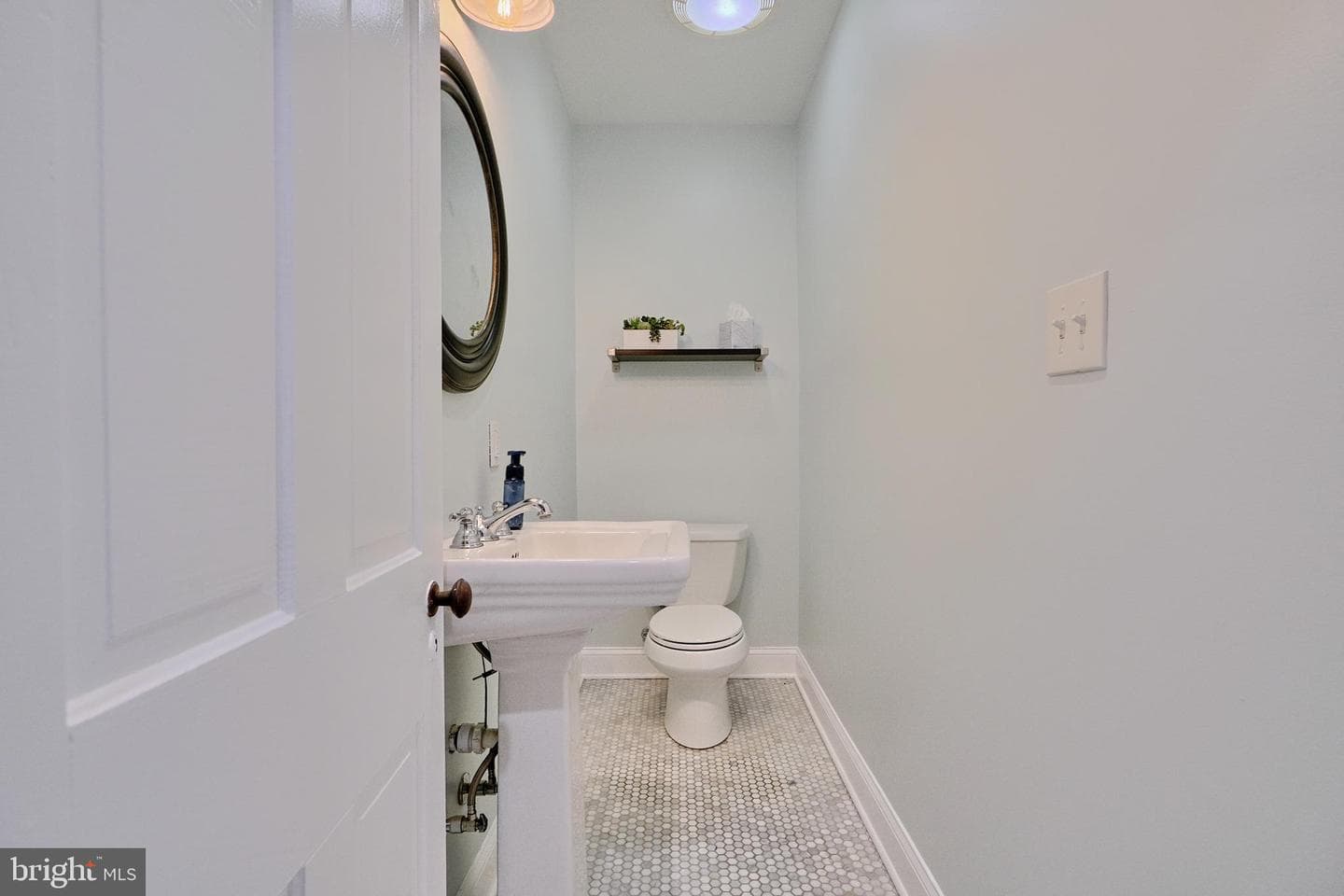 2938 Keswick Road photo 23