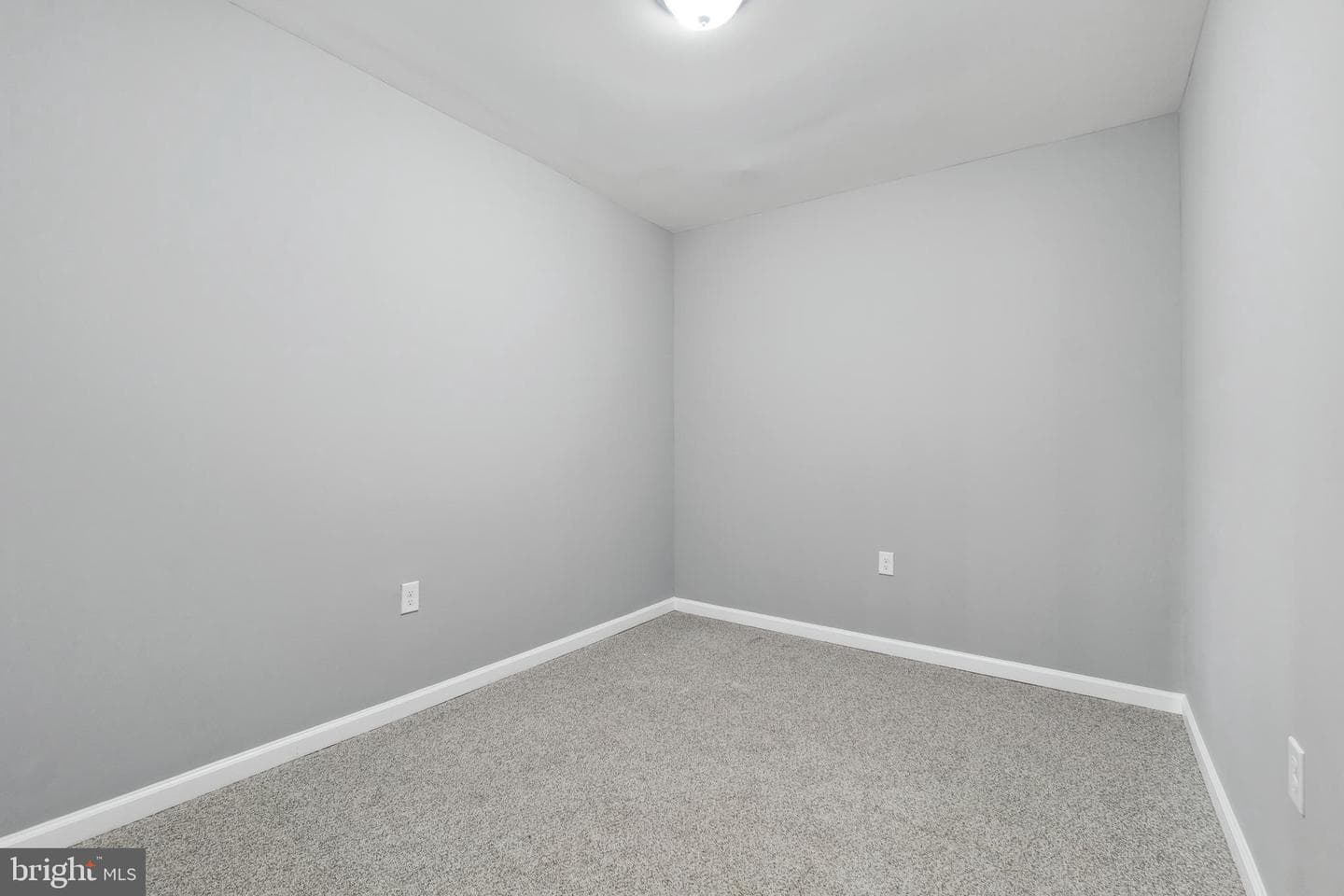 426 S Smallwood Street photo 16