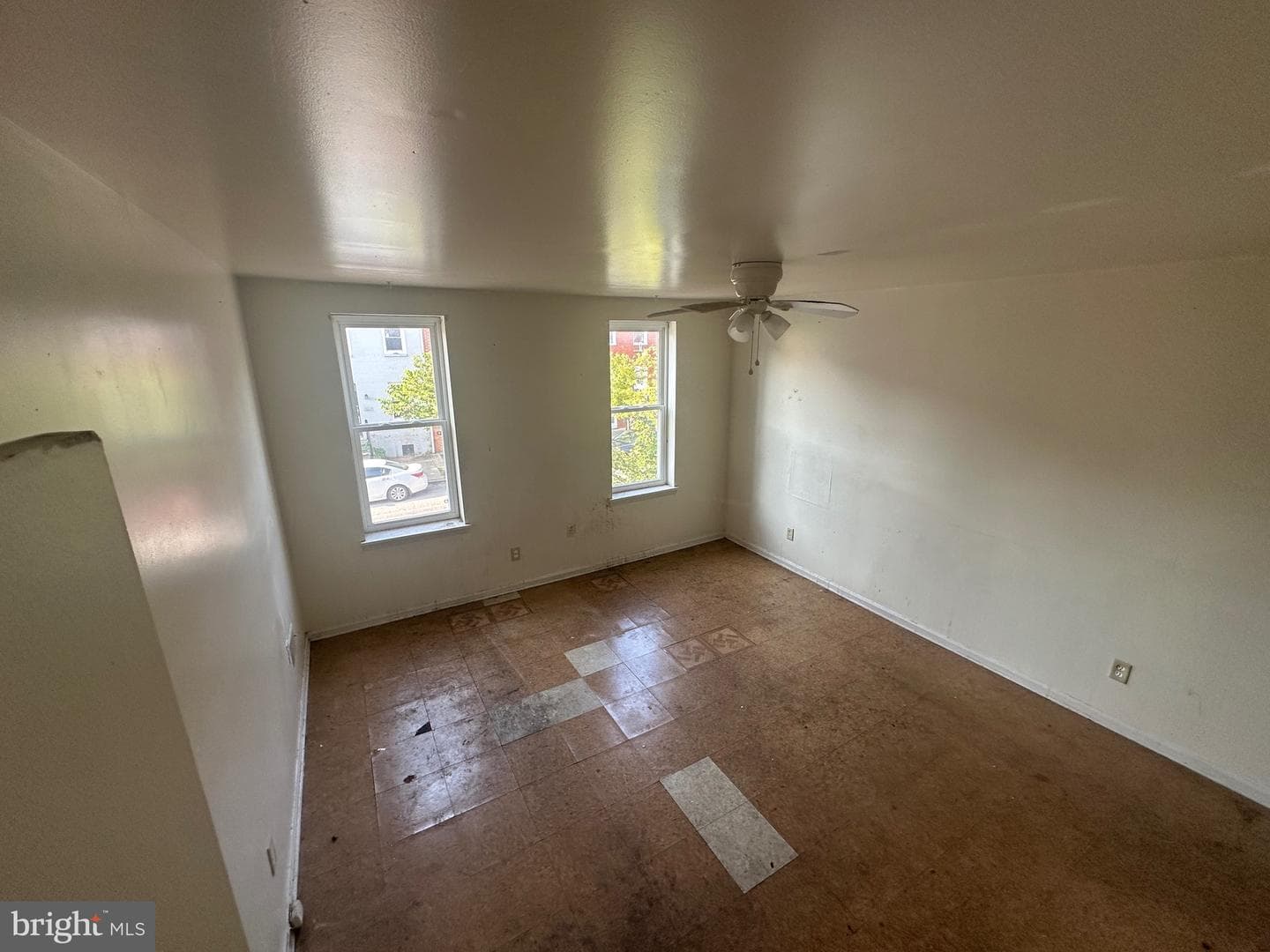 2214 E Fayette Street photo 10