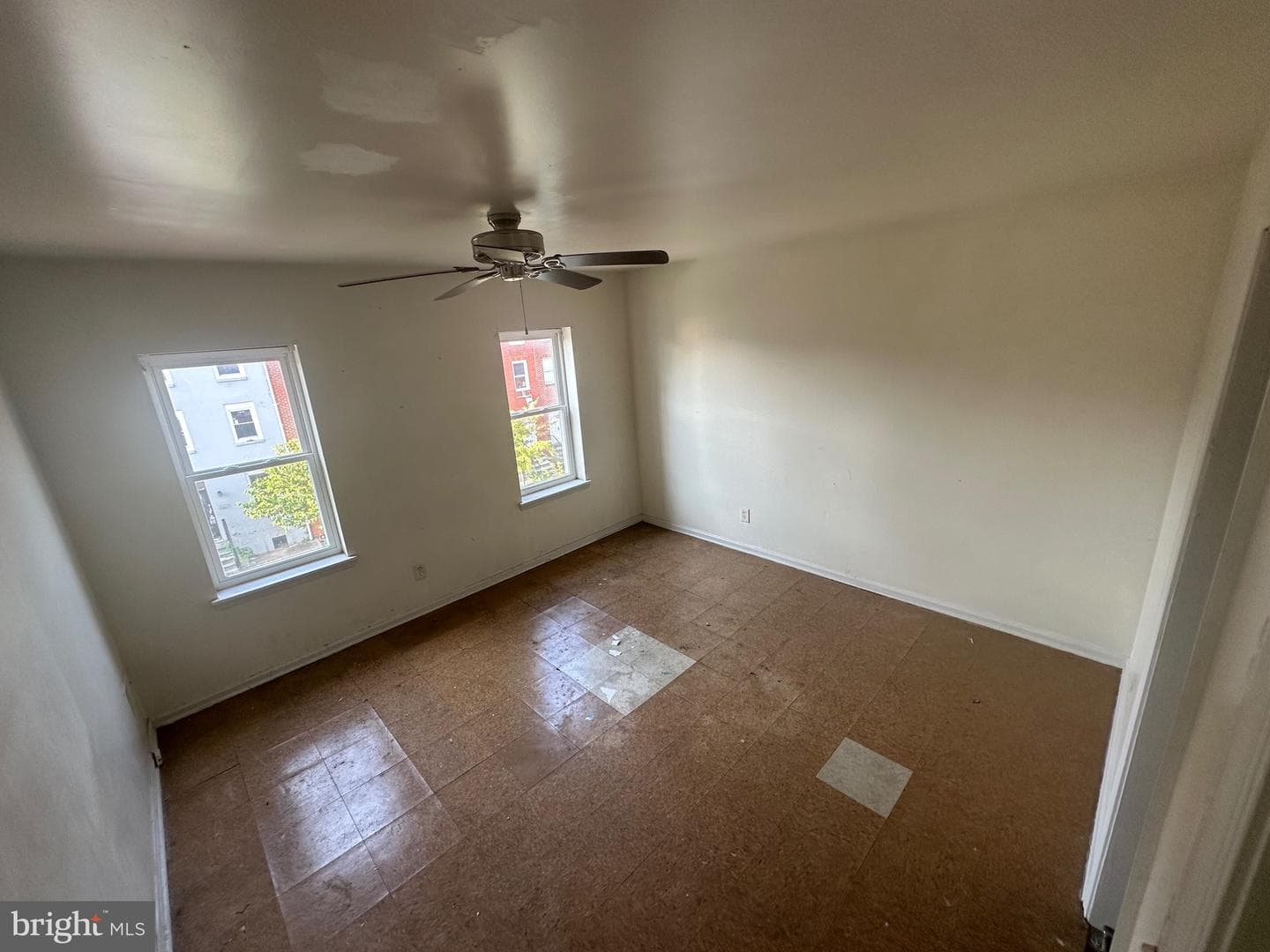 2214 E Fayette Street photo 9