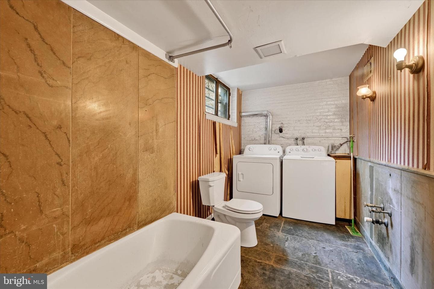 1325 Bolton Street photo 45