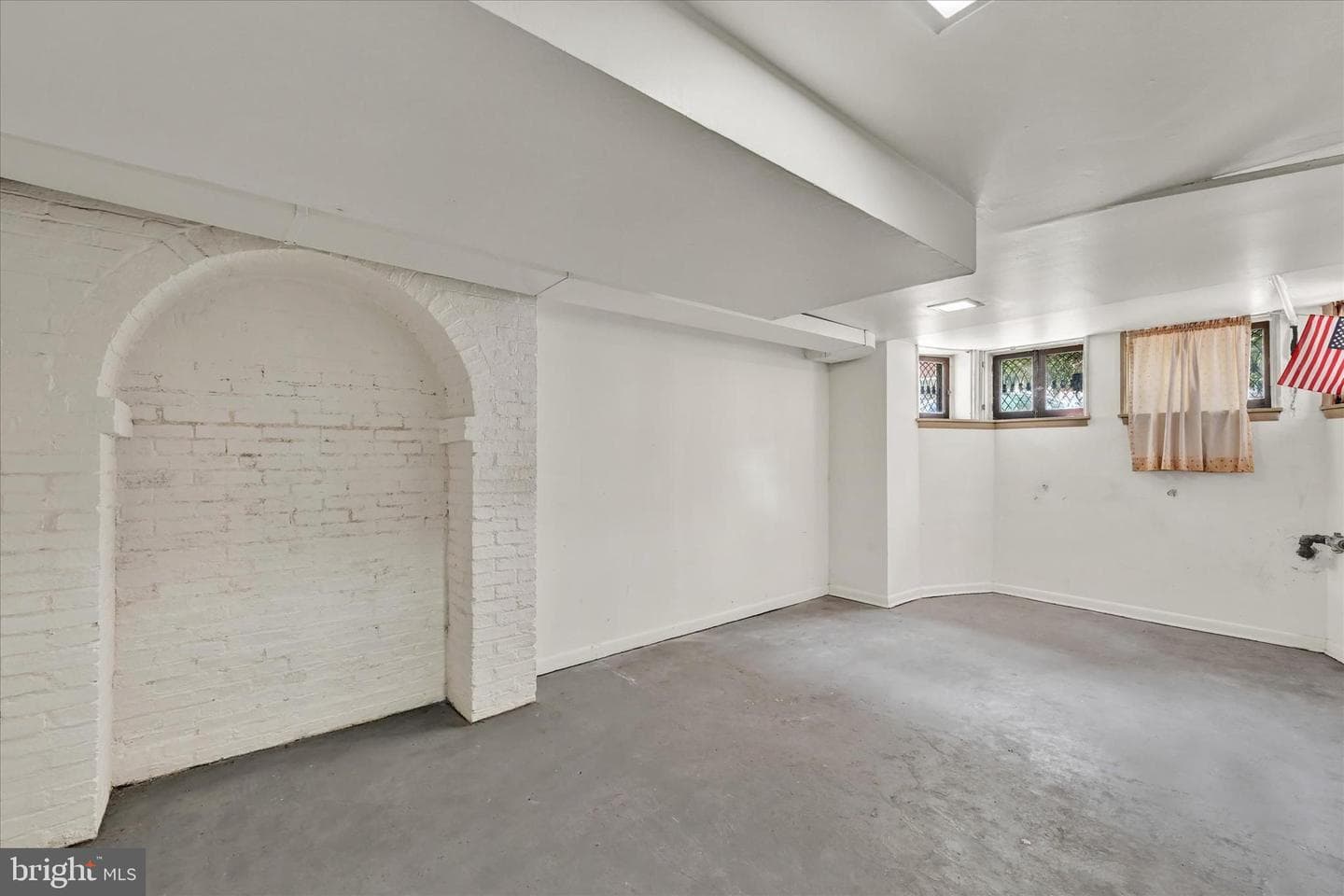 1325 Bolton Street photo 47