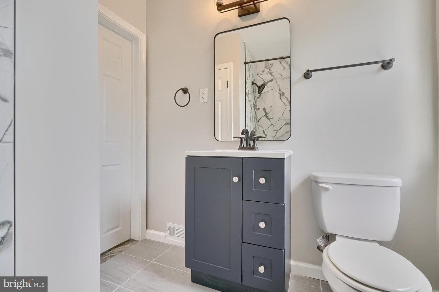 134 N Edgewood Street photo 19