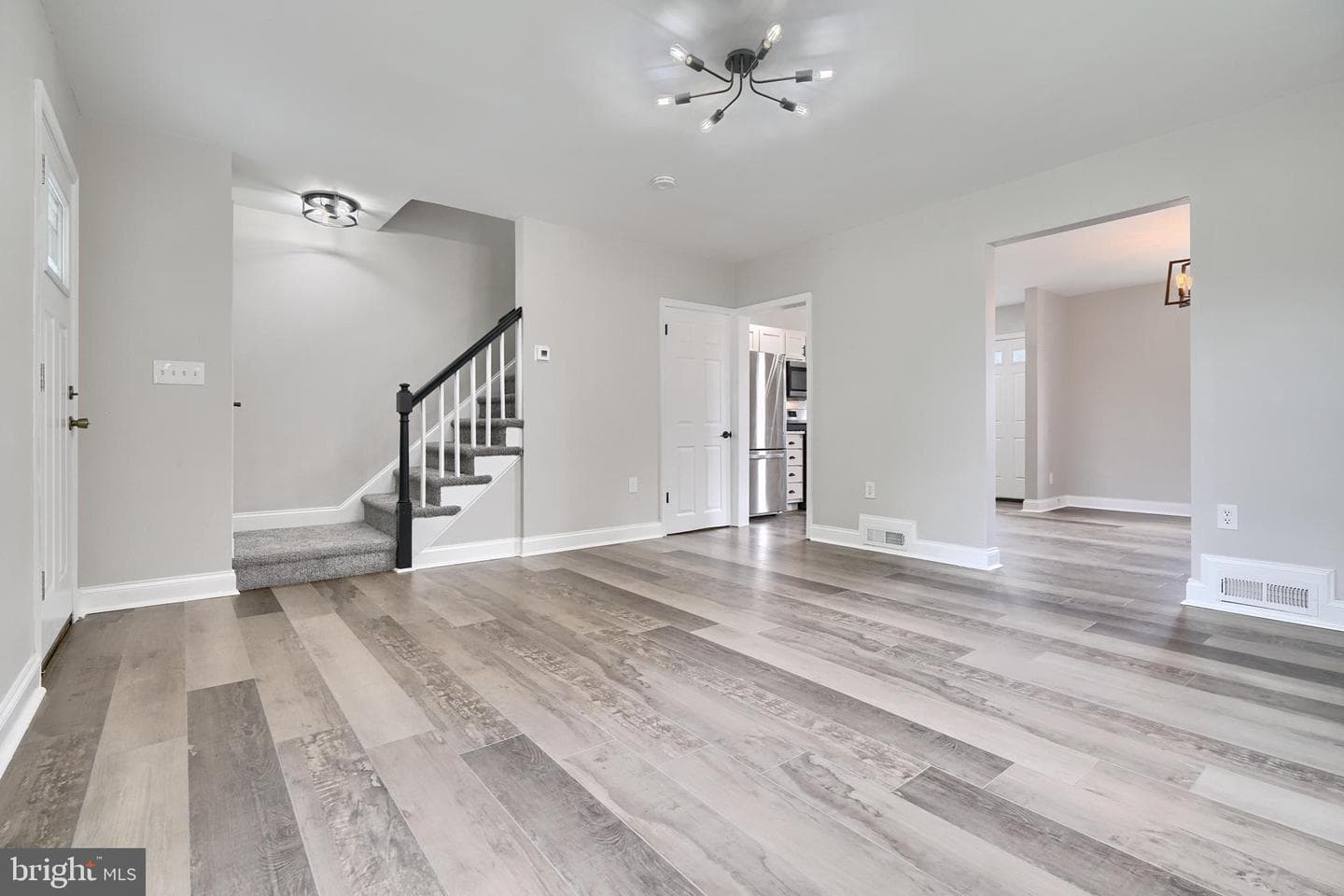 134 N Edgewood Street photo 5