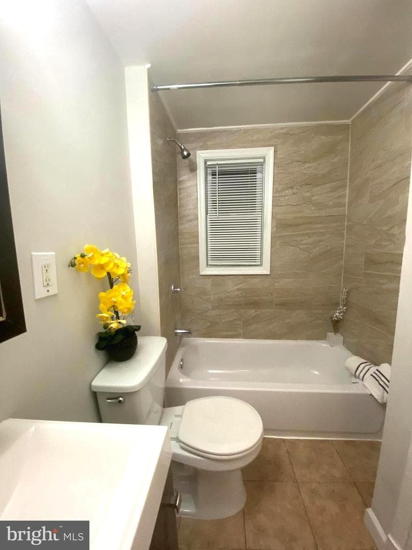 4104 Dudley Avenue photo 11
