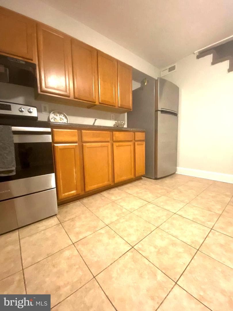4104 Dudley Avenue photo 7
