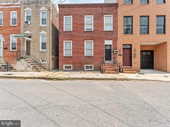 1439 Haubert Street photo 1