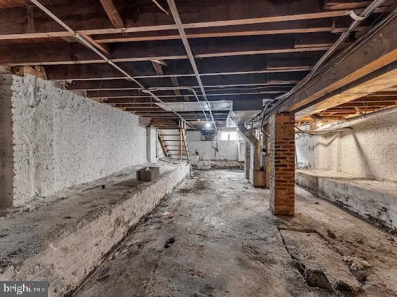 1439 Haubert Street photo 9