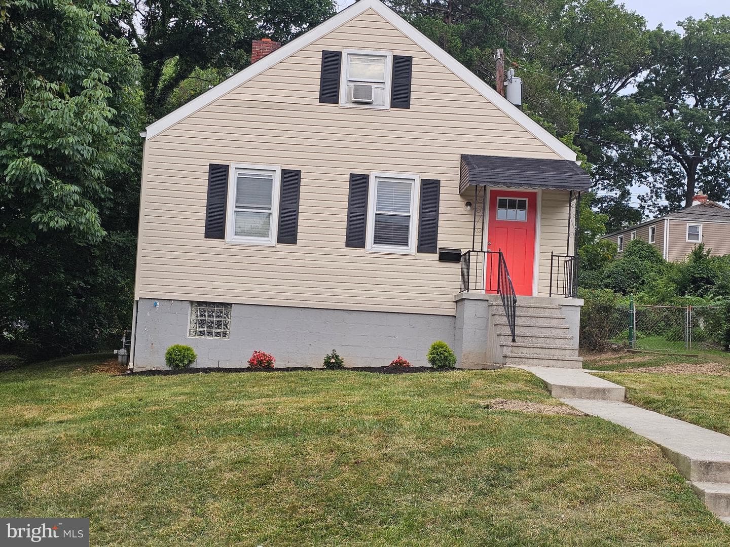 2809 Silver Hill Avenue photo 2