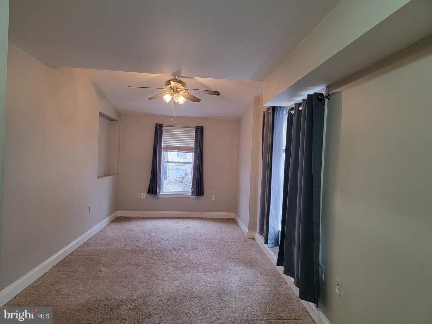 117 S Schroeder Street photo 31