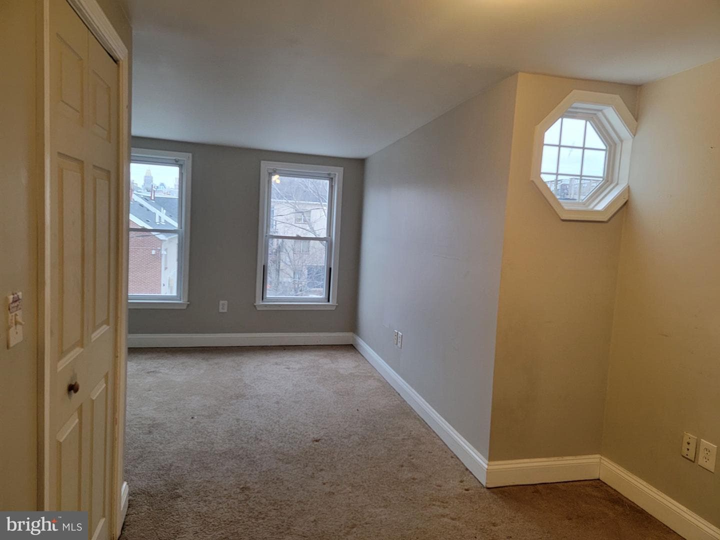117 S Schroeder Street photo 38