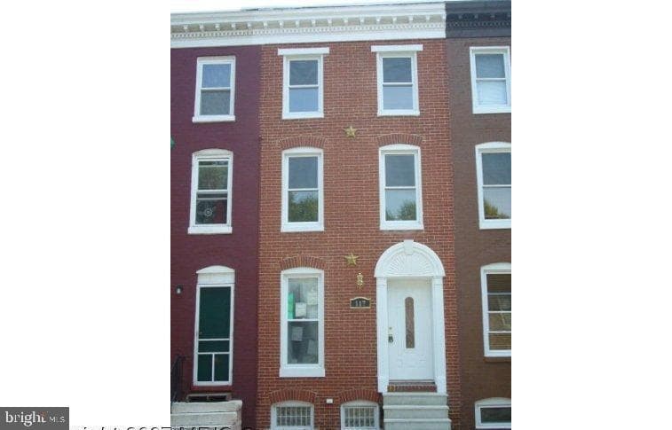 117 S Schroeder Street photo 4