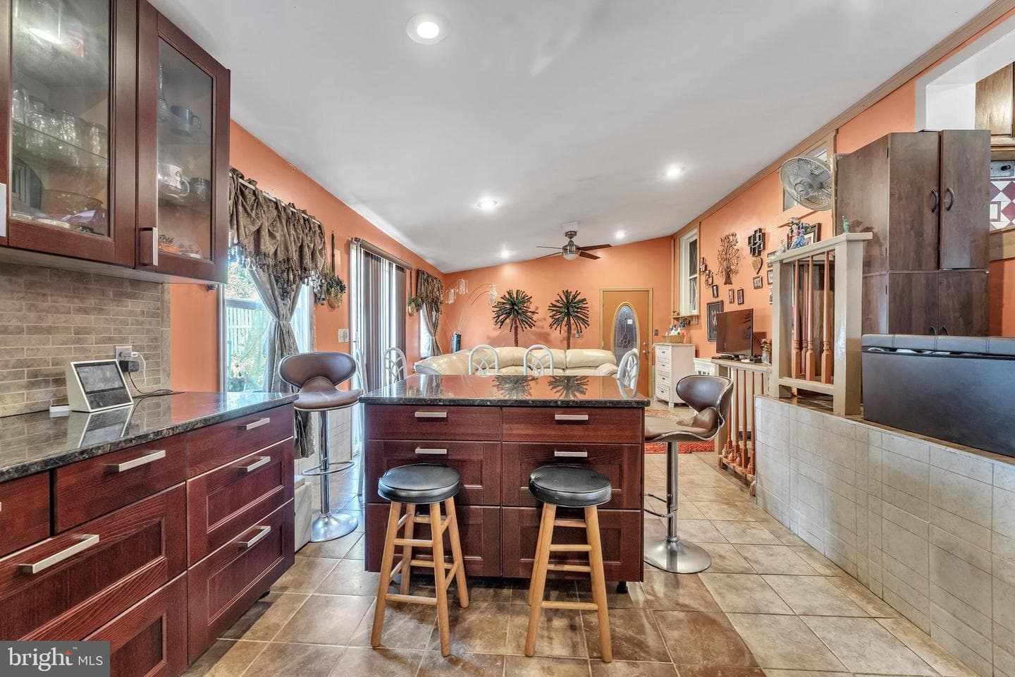 2728 Chesley Avenue photo 15