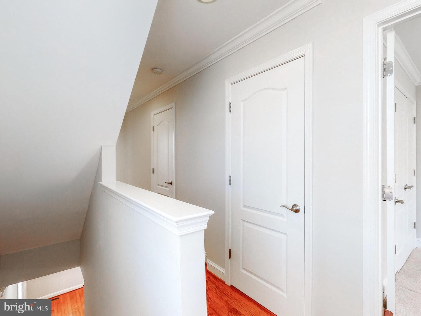 144 N Duncan Street photo 16