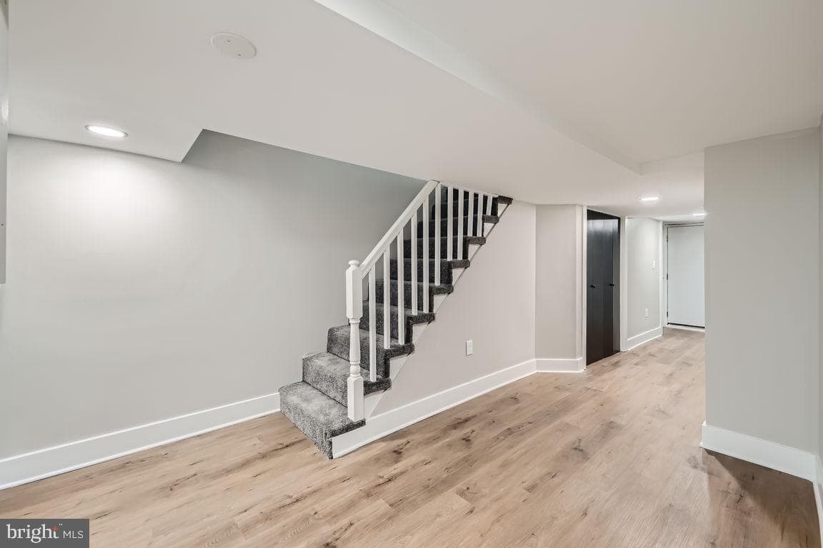 4428 Manorview Road photo 22