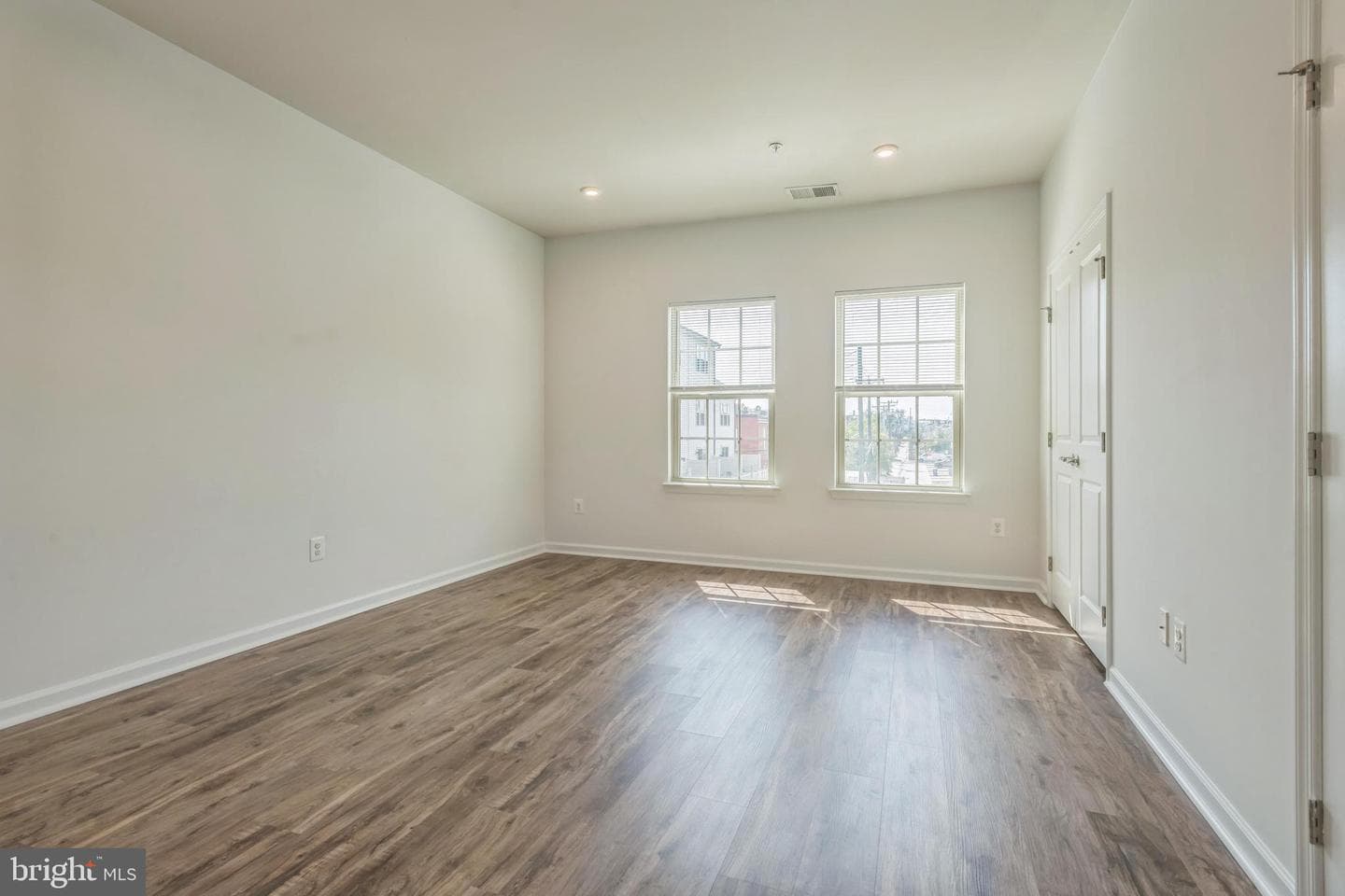 4709 Marlene Mews photo 10