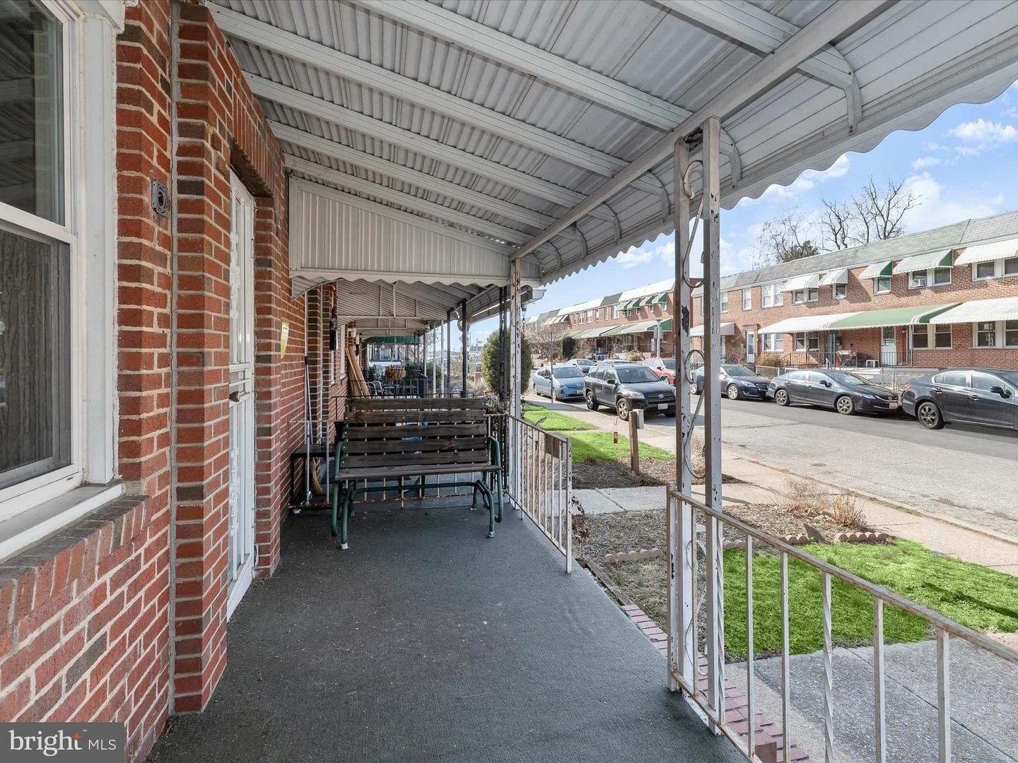 4337 Newport Avenue photo 5