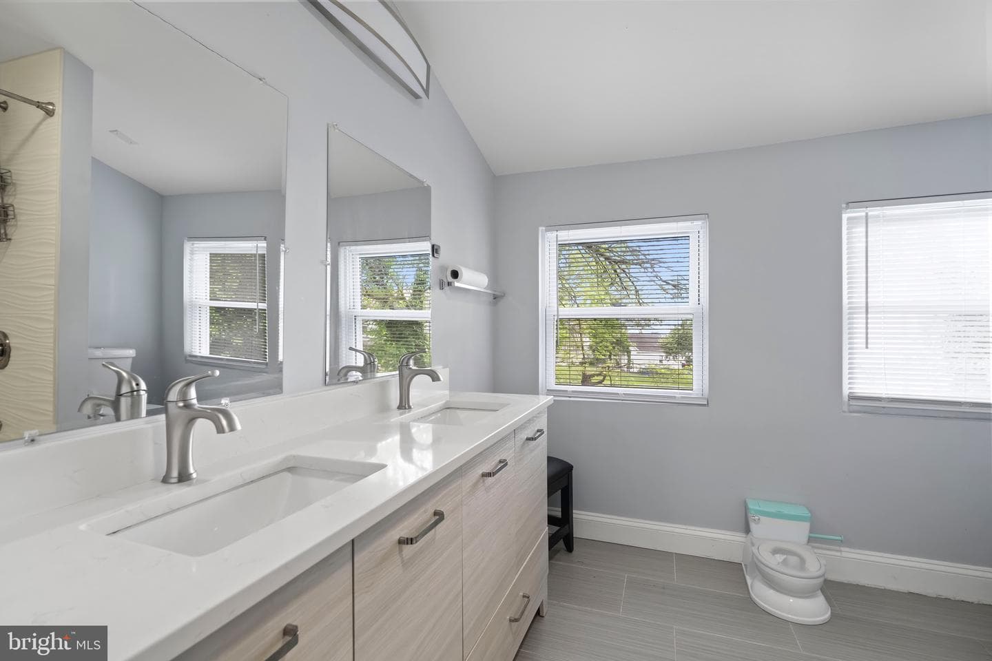 4021 Kathland Avenue photo 14