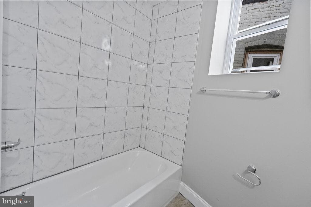 2334 Edmondson Avenue photo 32