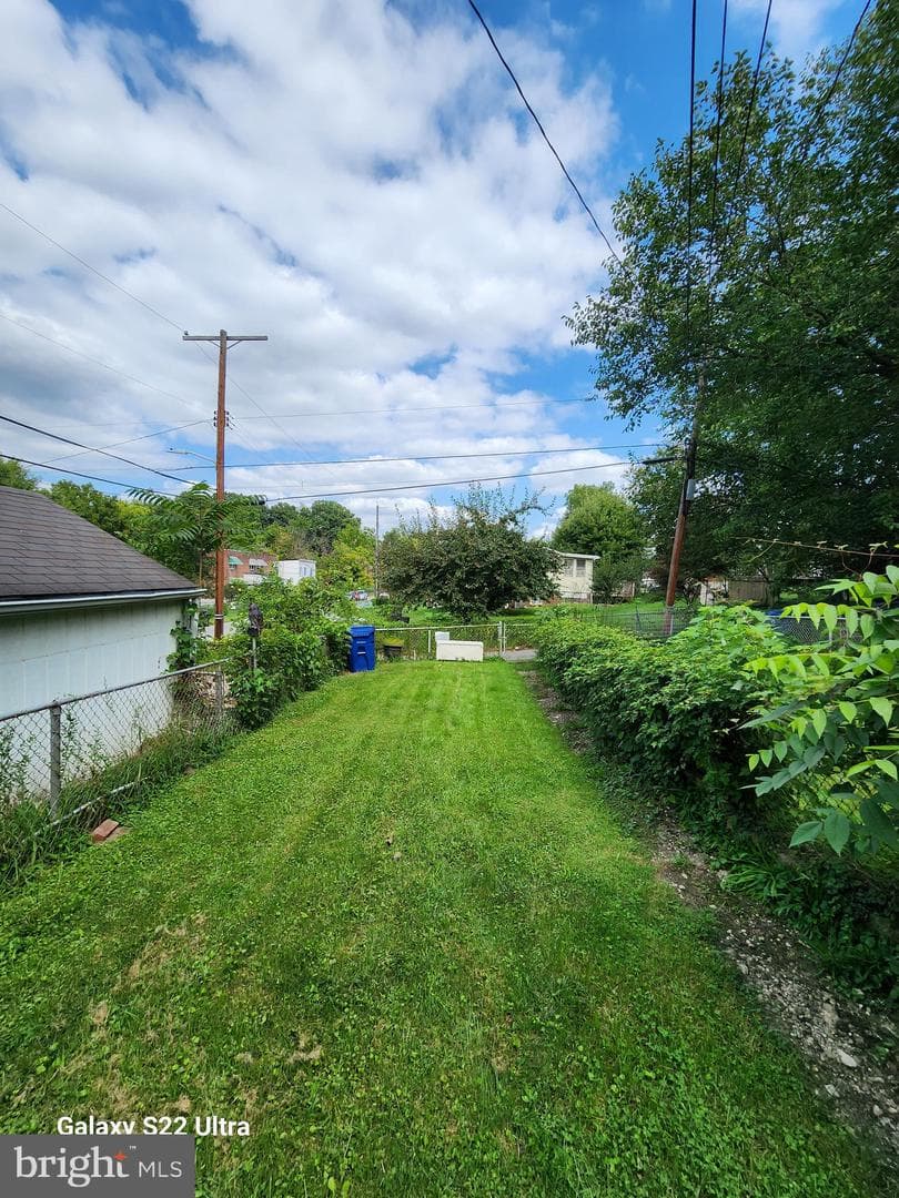 1003 Wilmington Avenue photo 19