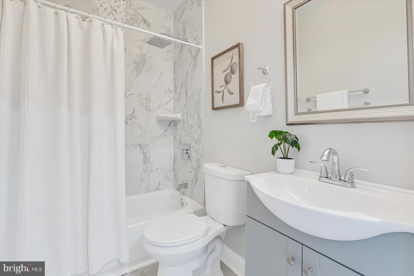 2401 Calverton Heights Avenue photo 42