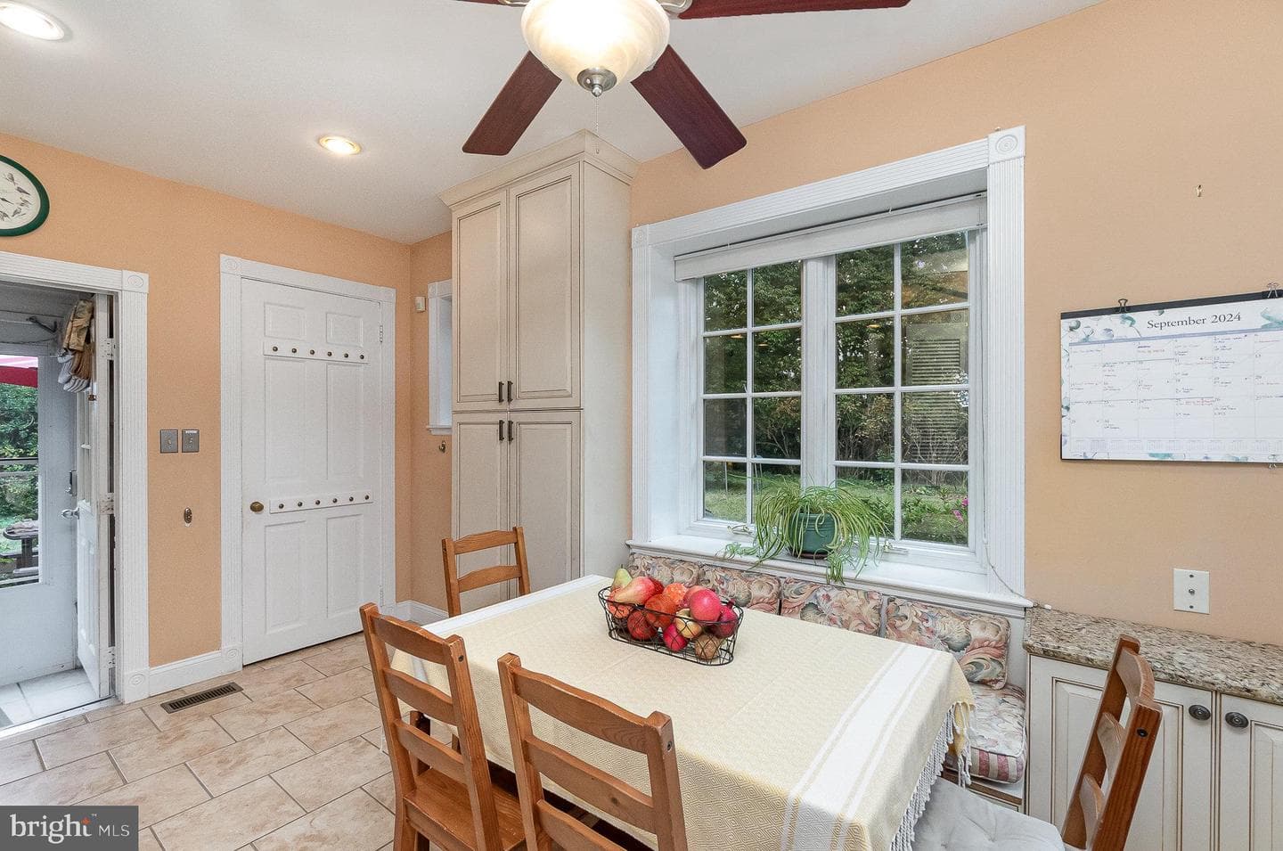 4000 Roundtop Road photo 19