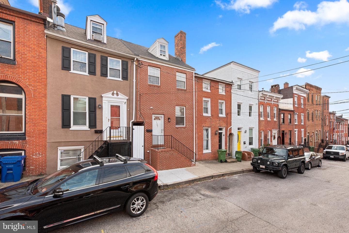 127 Cross Street E photo 6