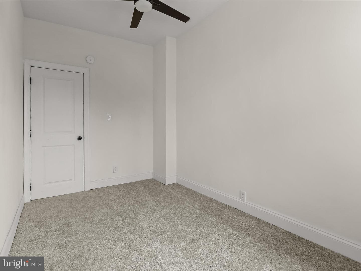 732 N Edgewood Street photo 25
