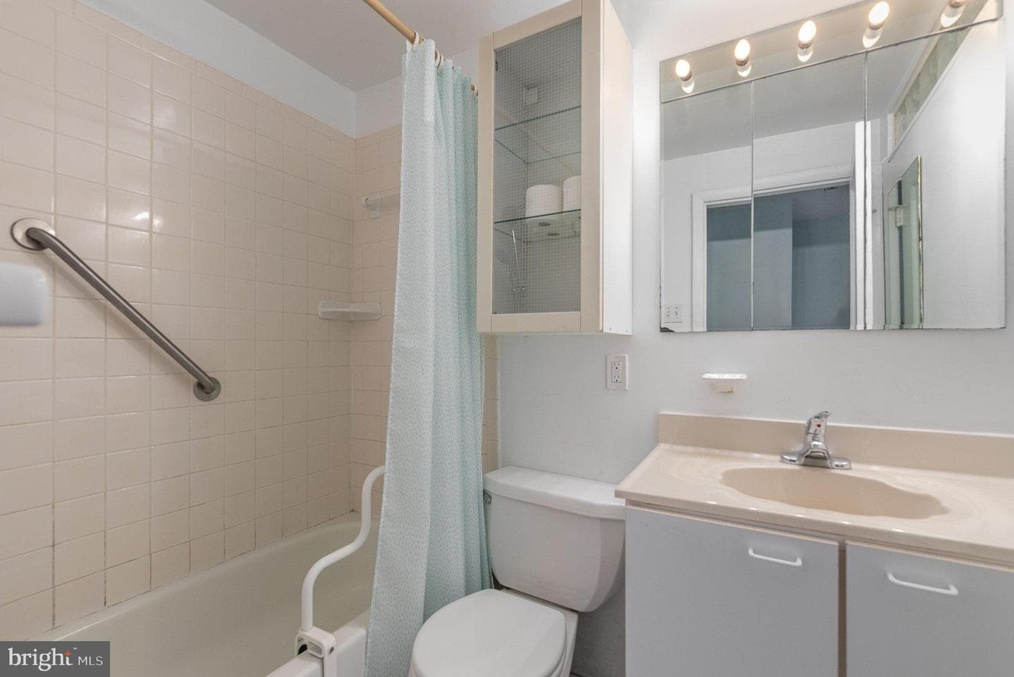 324 Kerneway photo 17