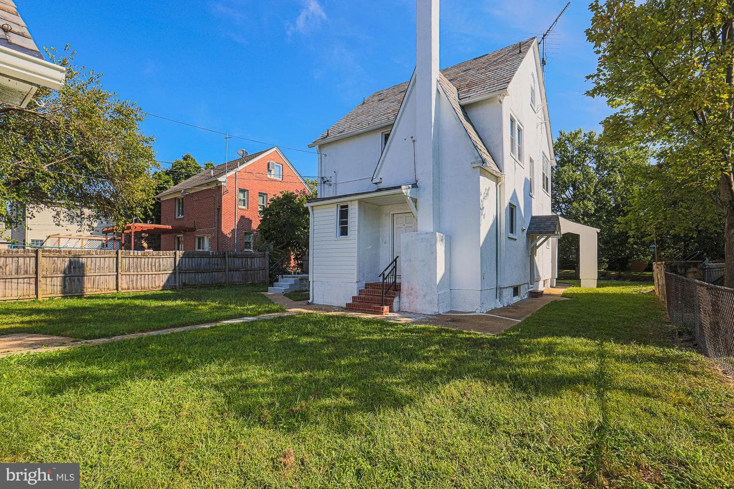 5812 Narcissus Avenue photo 16