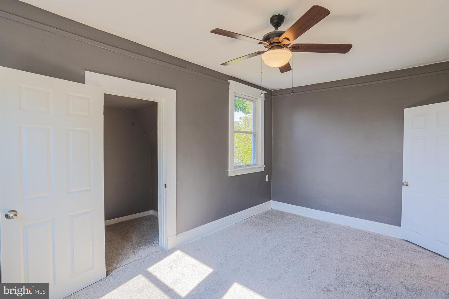 5812 Narcissus Avenue photo 44