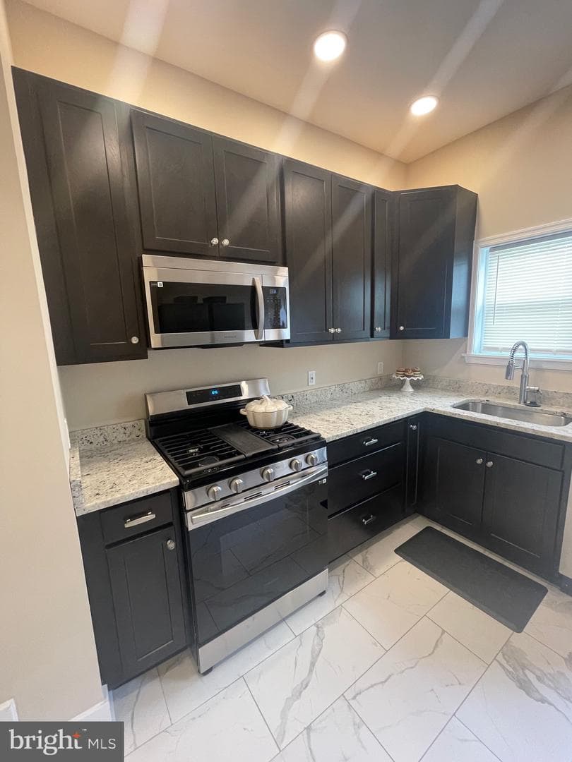 3706 Chestle Place photo 11