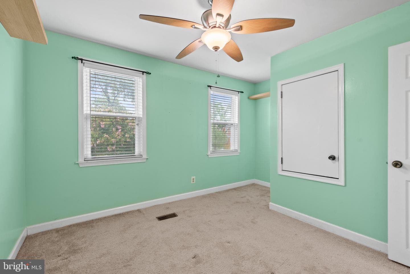 3579 Benzinger Road photo 4