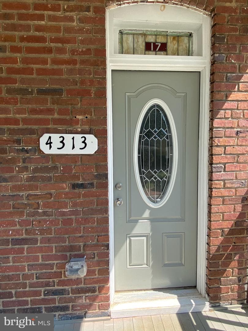 4313 Dewey Avenue photo 4