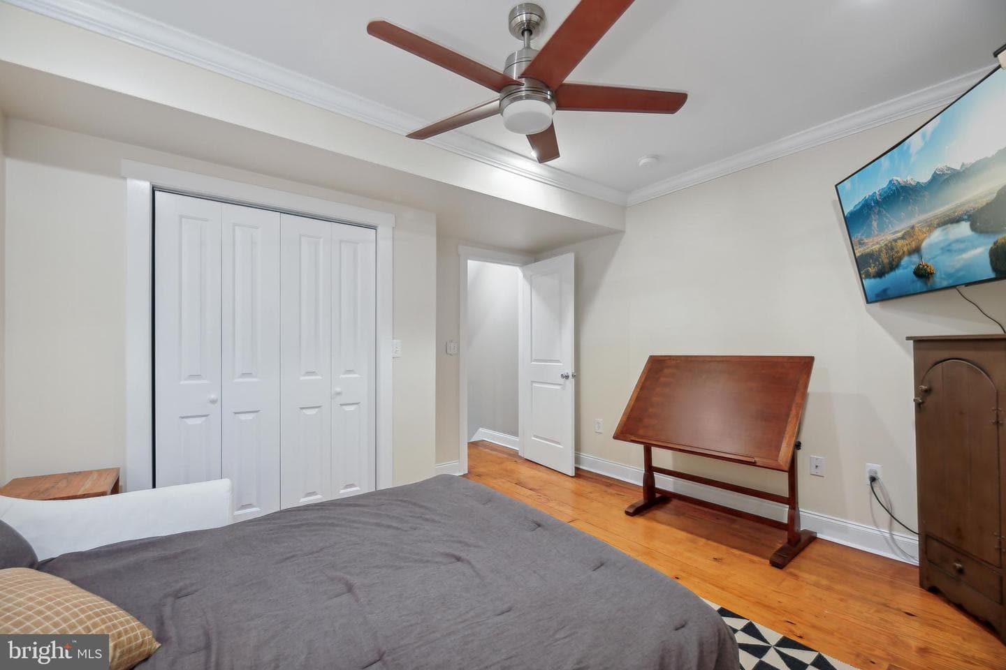 1715 Bank Street photo 16