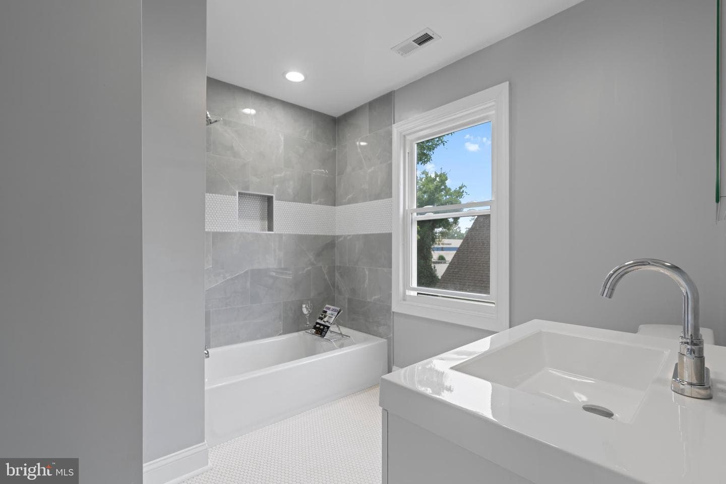 4111 Fordleigh Road photo 17