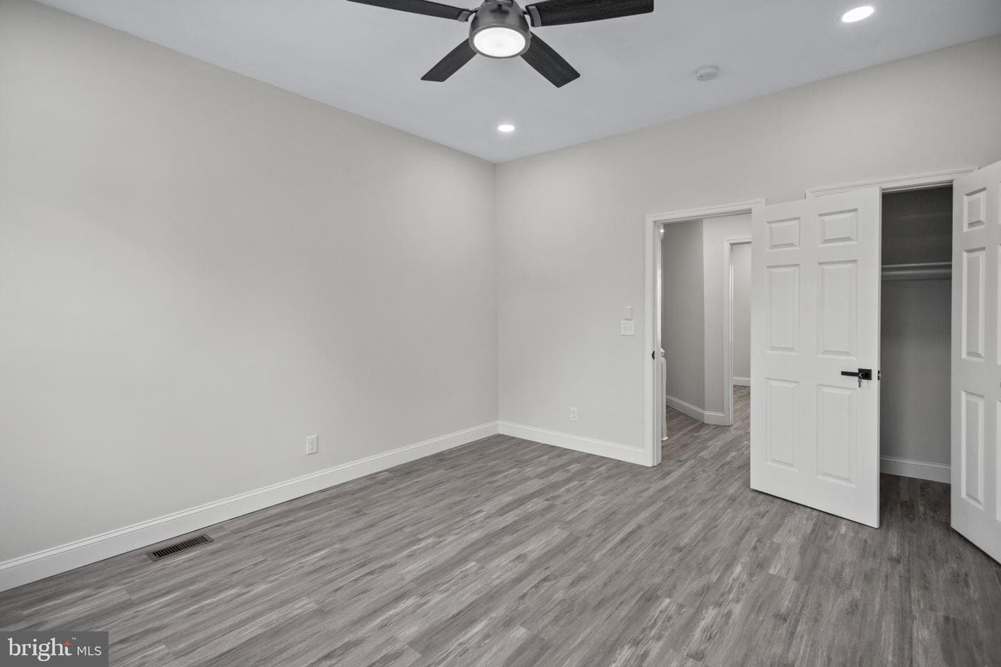 4115 Massachusetts Avenue photo 25