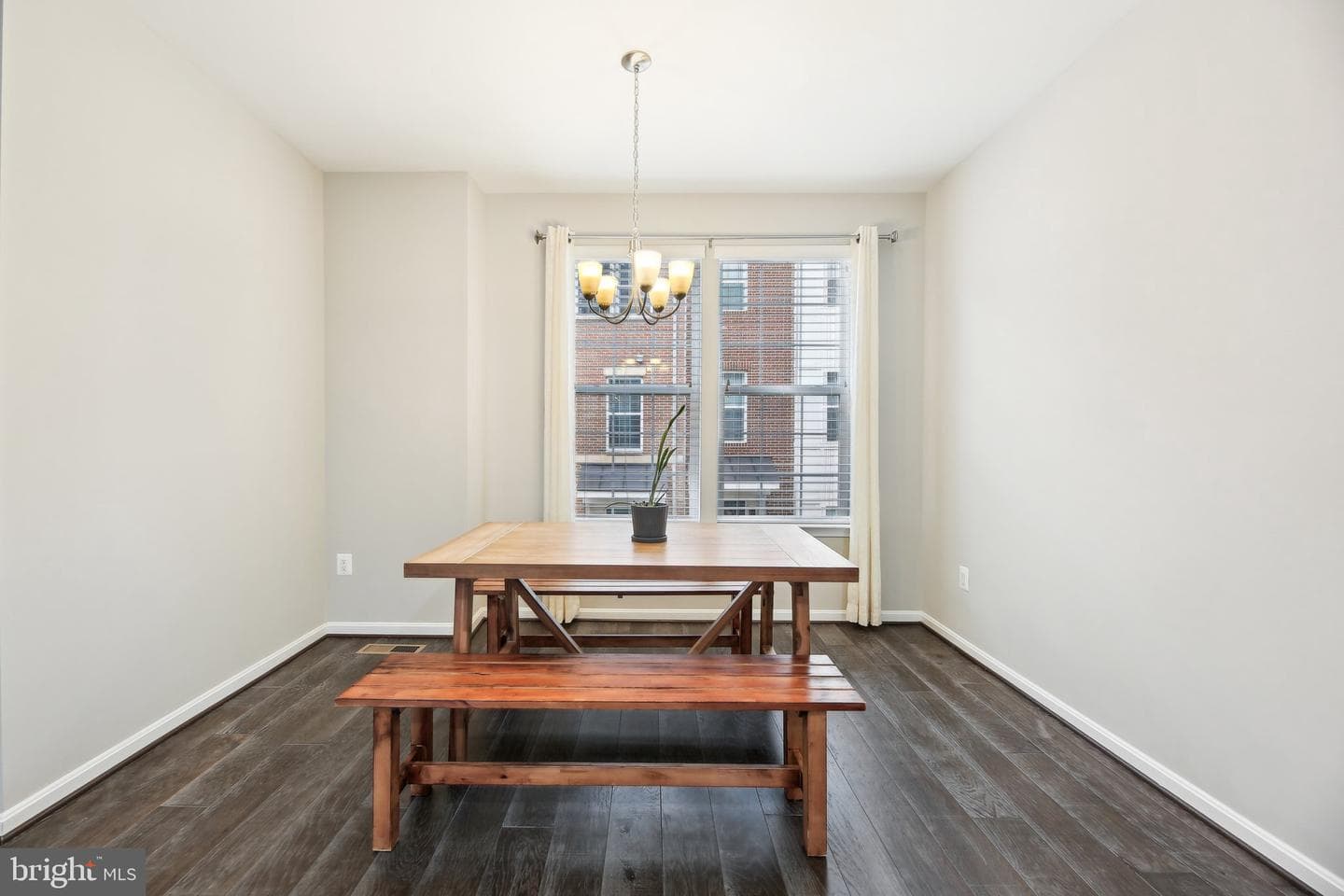 1211 Berry Street photo 15