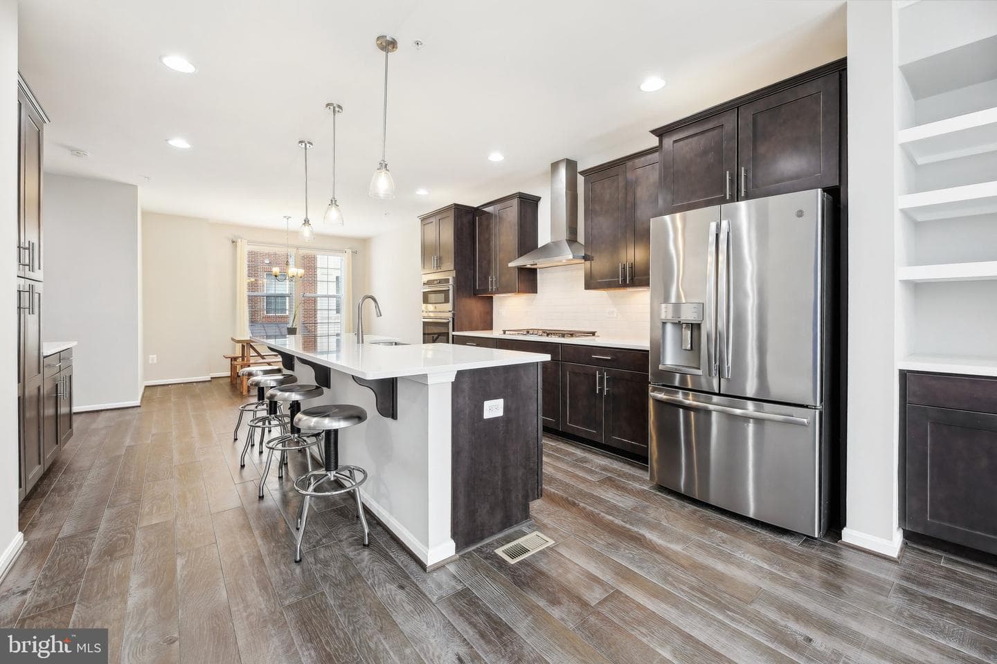 1211 Berry Street photo 16