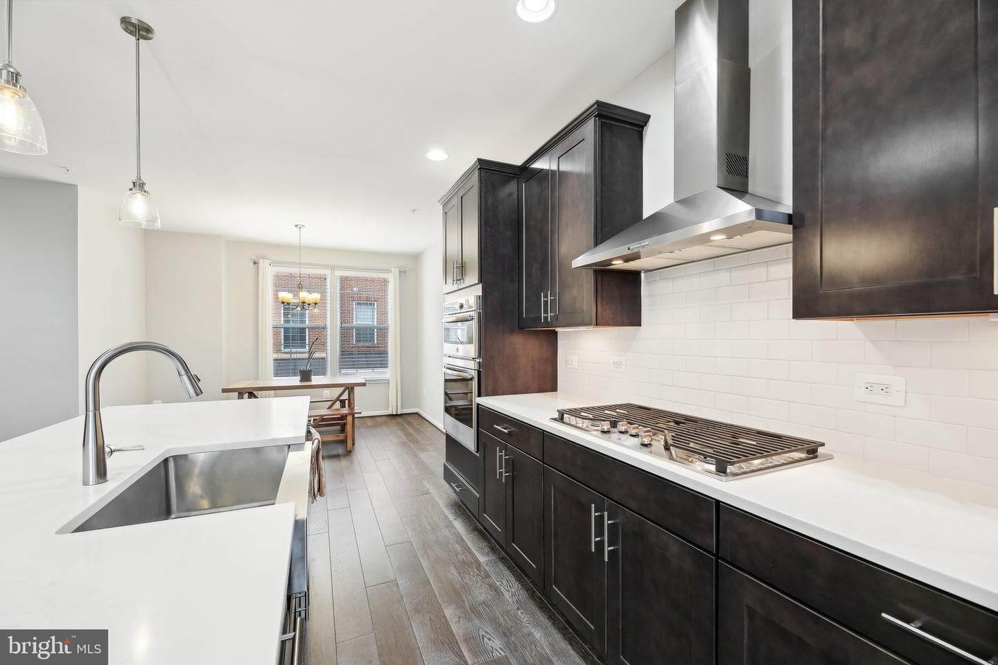 1211 Berry Street photo 19