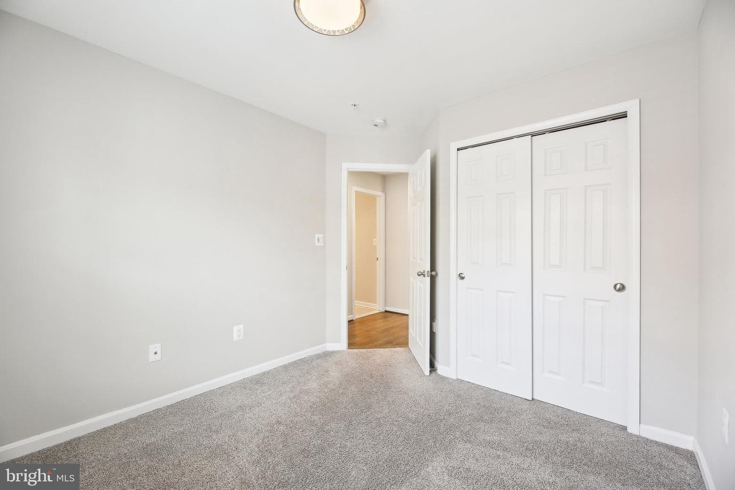 1211 Berry Street photo 21