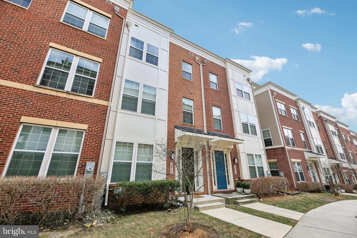 1211 Berry Street photo 4